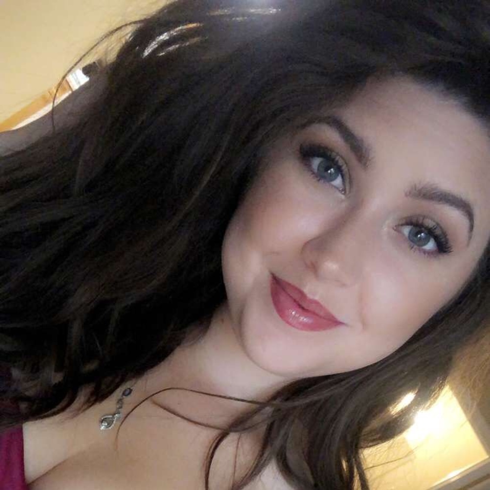 Meet your Posher, Marisa